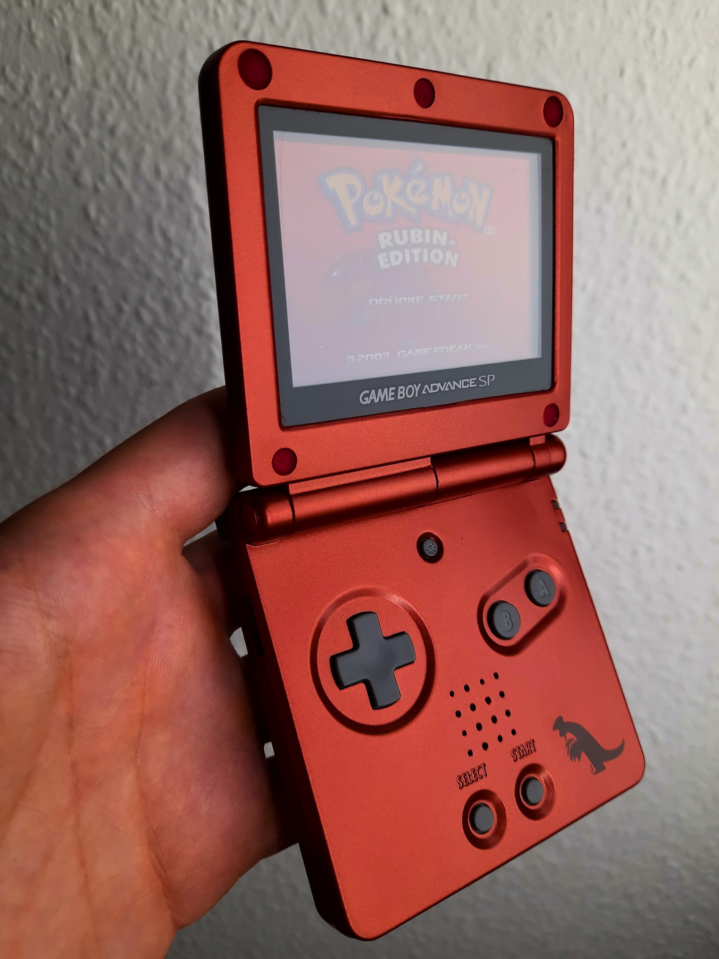 Nintendo Gameboy Advance SP Groudon Pokemon Edition Konsole + Pokemon Rubin + Netzteil ( Neue Speicherbatterie verbaut )
