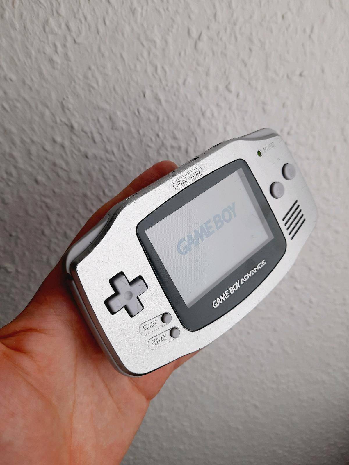 Nintendo Gameboy Advance Limited Edition Silber OVP