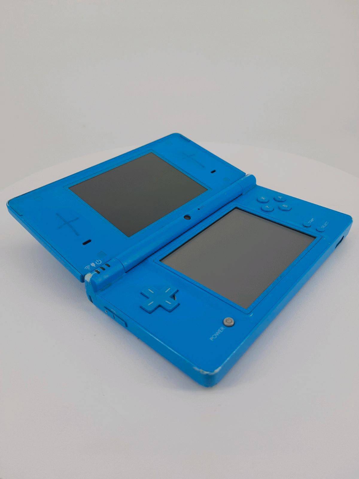 Nintendo DSi Konsole Türkis + Nintendogs Dalmatiner