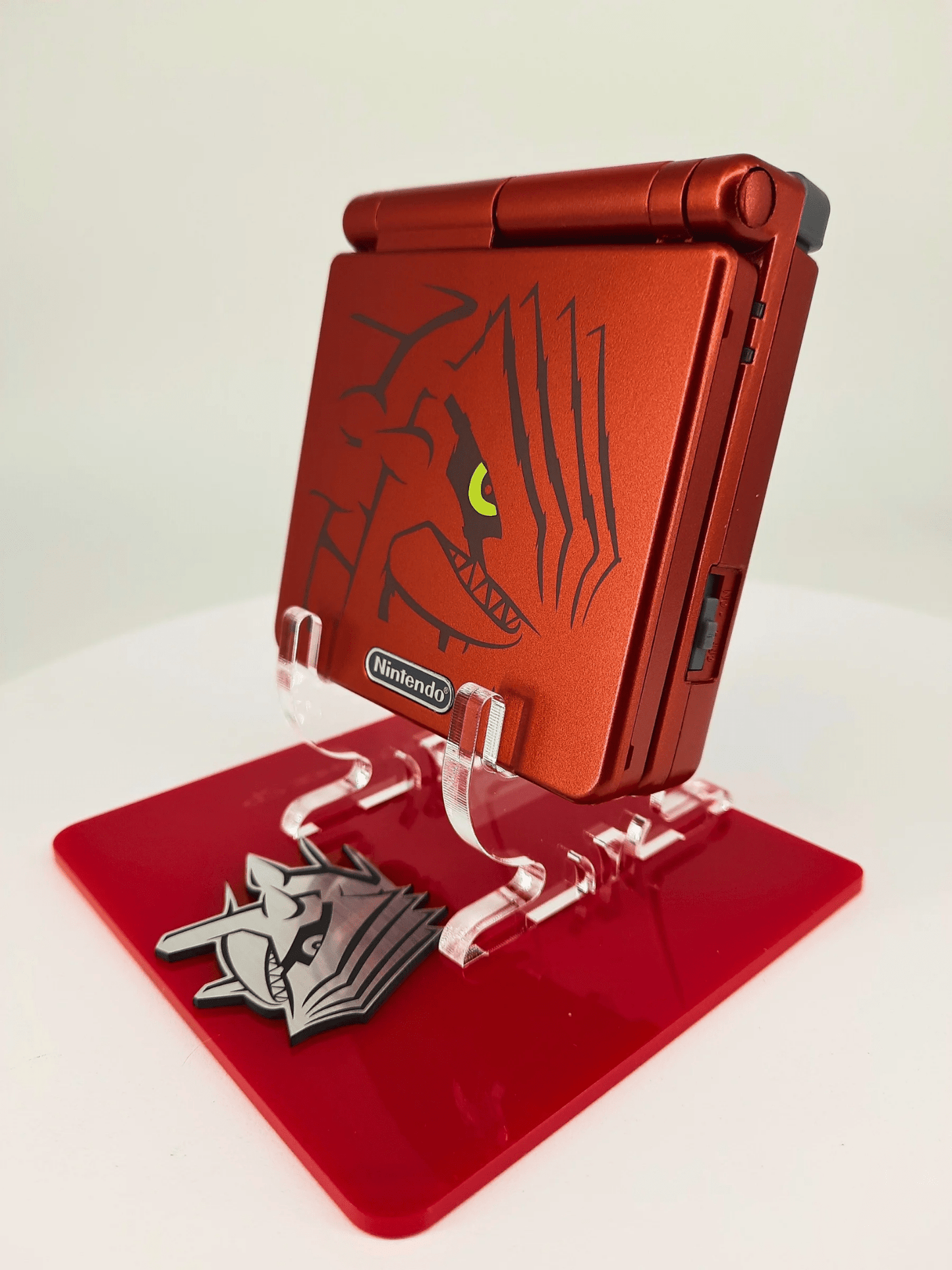 Nintendo Gameboy Advance SP Groudon Pokemon Edition Konsole + Pokemon Rubin + Netzteil ( Neue Speicherbatterie verbaut )