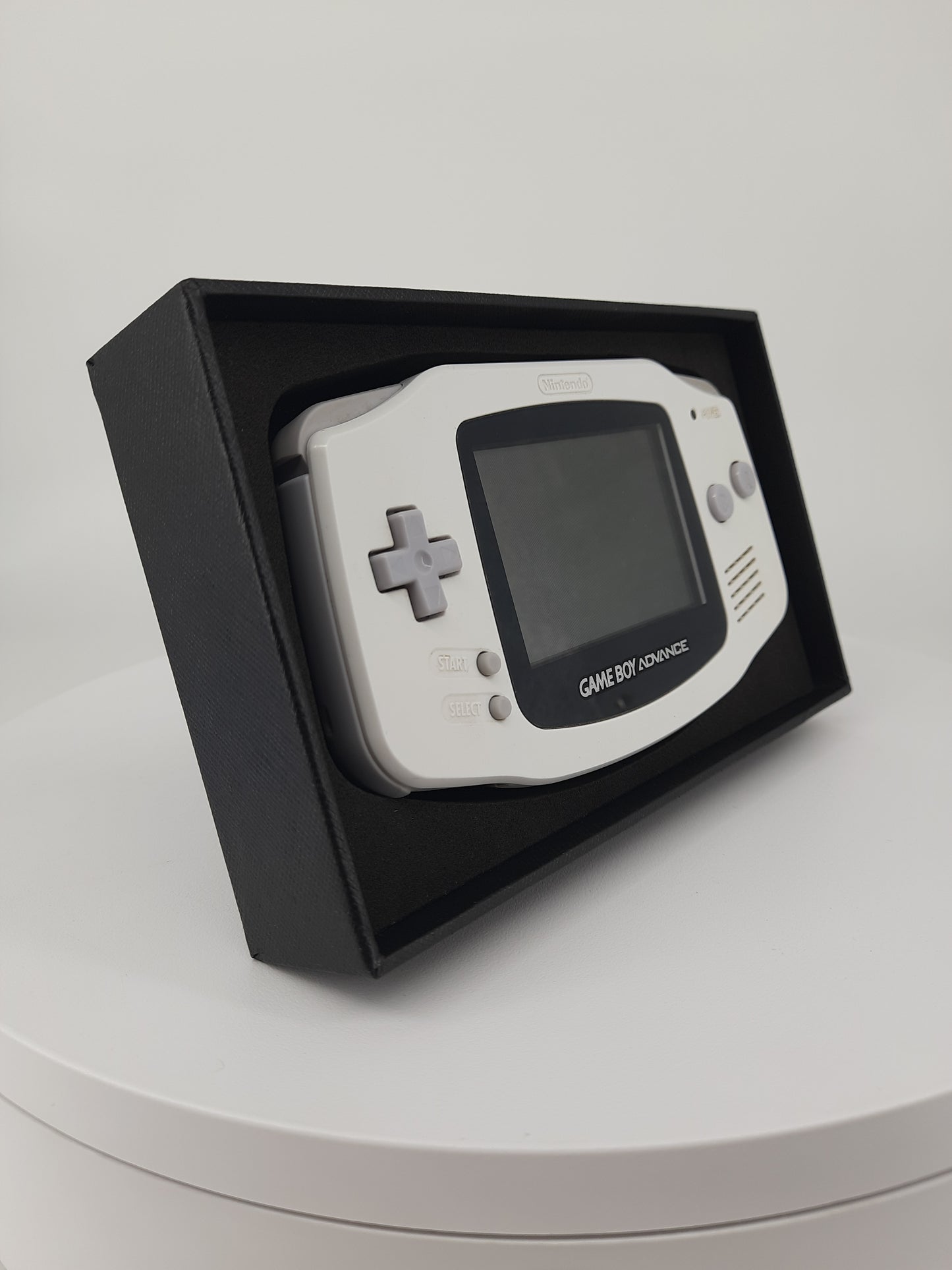 Geschenkverpackung / Aufbewahrungsbox Gameboy Advance Konsole