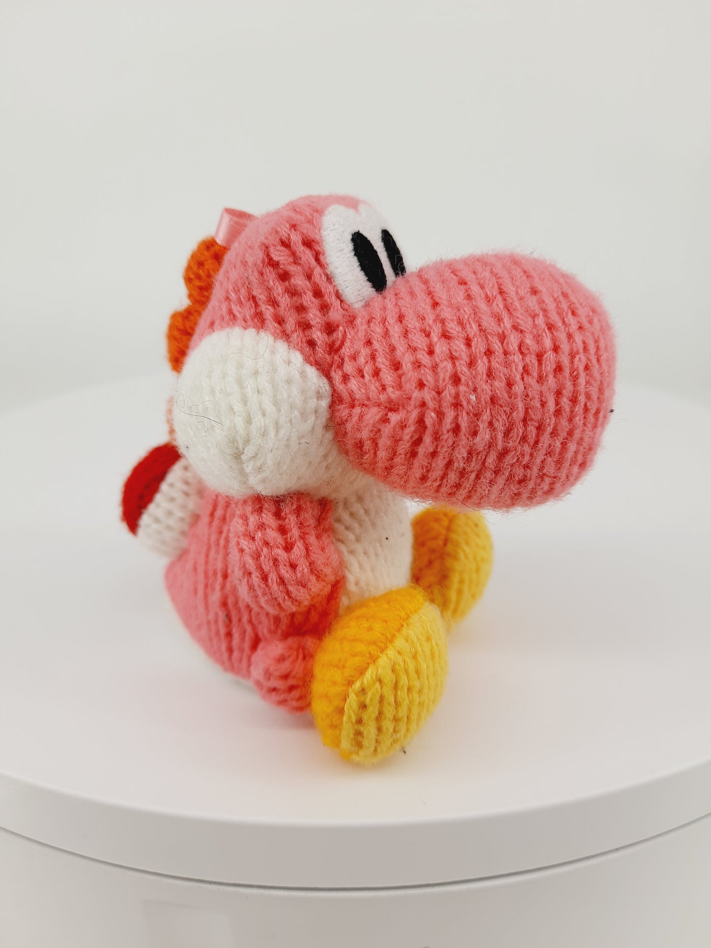 Nintendo Pink Yoshi Stofftier Amiibo NVL-201